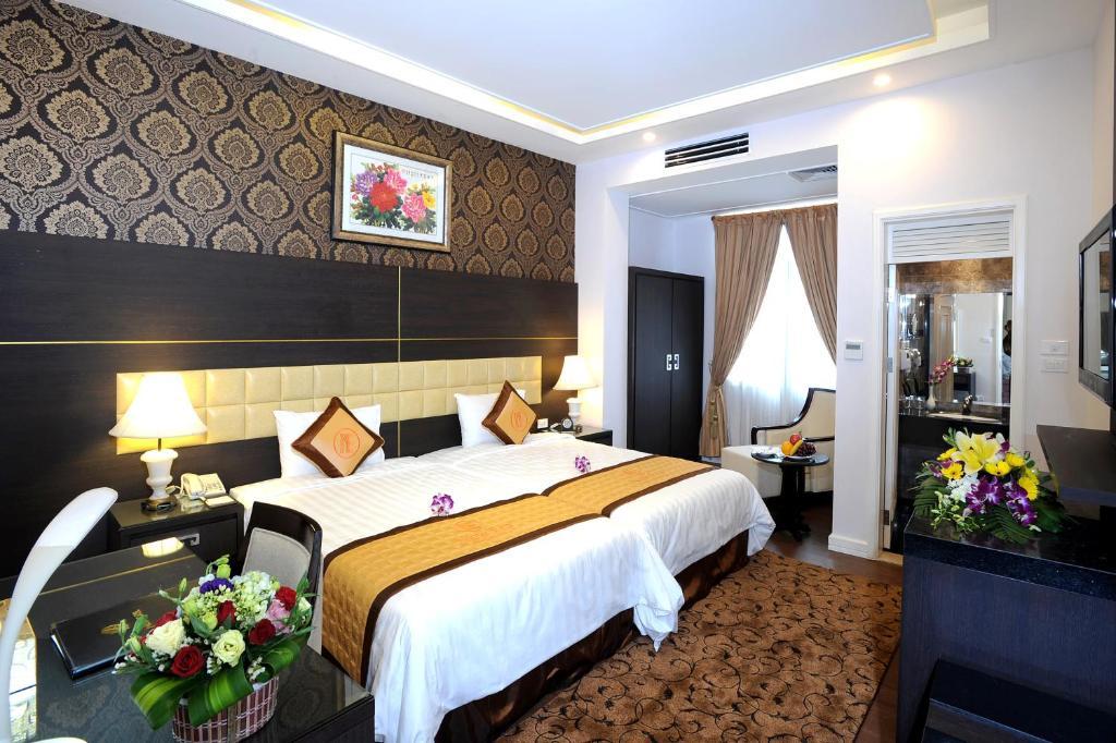 New Era Hotel & Villa Hanoi Bagian luar foto