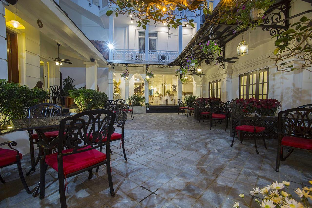 New Era Hotel & Villa Hanoi Bagian luar foto